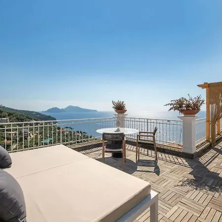 Amalfitano Panoramic View 아말피